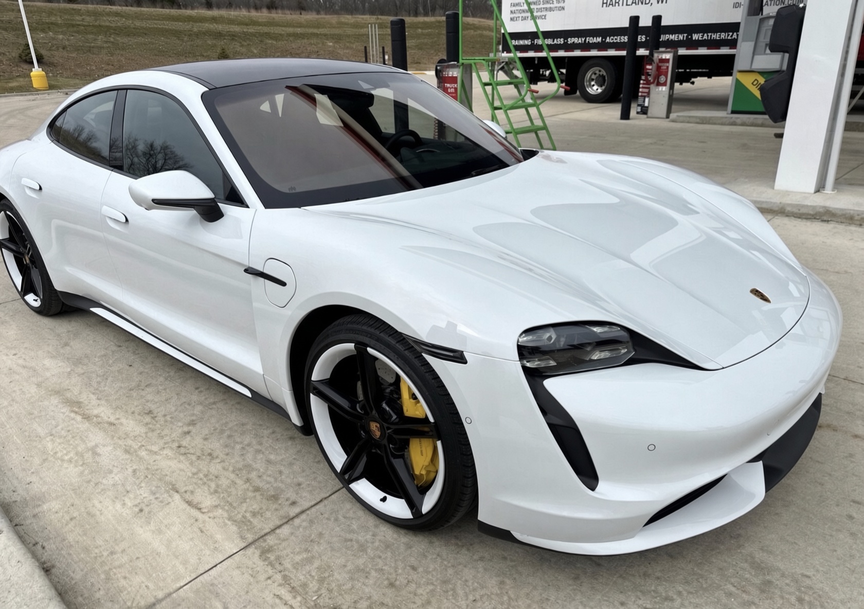 Porsche Taycan